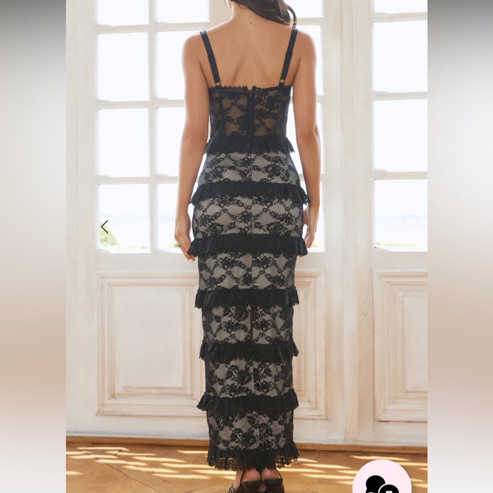 Hello Molly LUXE MYSTIQUE LACE MAXI DRESS - Picture 3 of 8